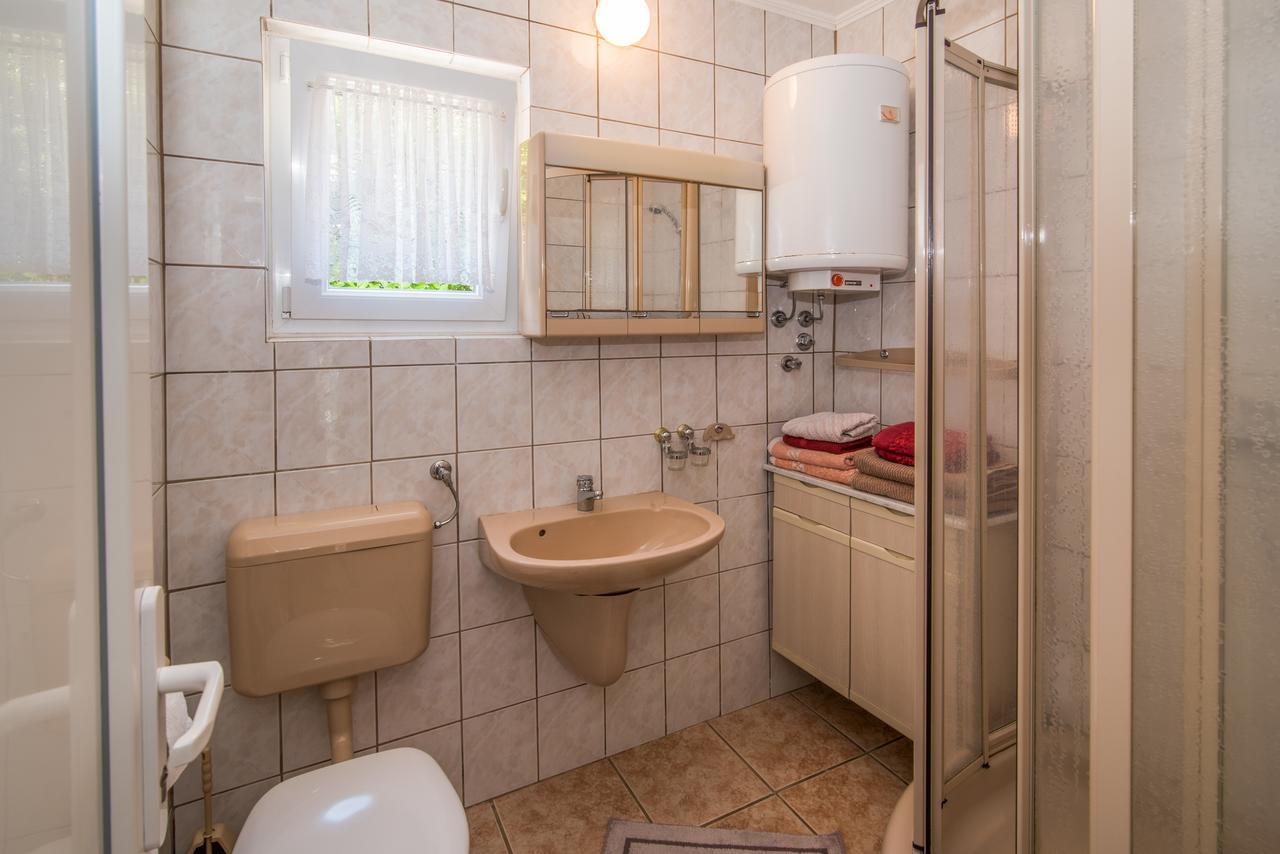 Apartments Palme Malinska Εξωτερικό φωτογραφία