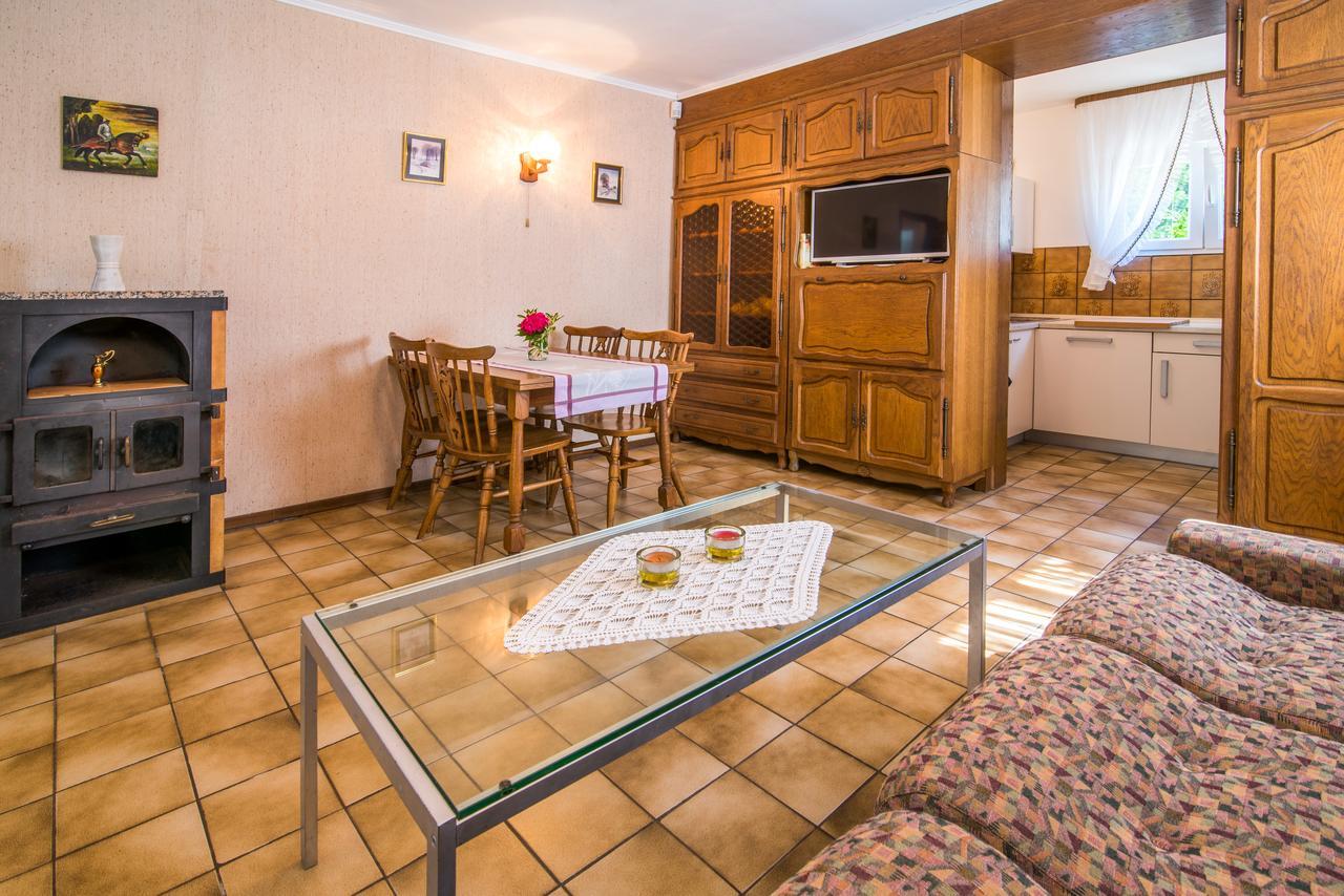 Apartments Palme Malinska Εξωτερικό φωτογραφία