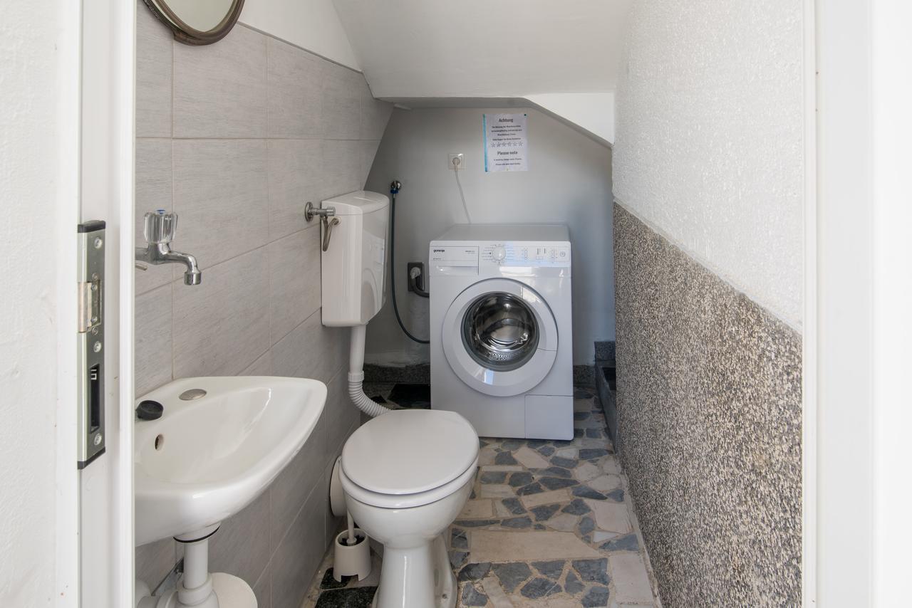 Apartments Palme Malinska Εξωτερικό φωτογραφία